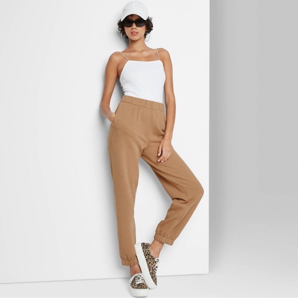 Wild Fable Women's High-Rise Vintage Jogger Pants in Tan Size Large